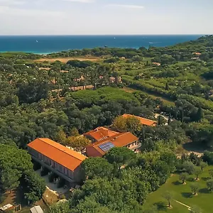 https://maison-familiale-lou-riou.fr-provencehotel.com