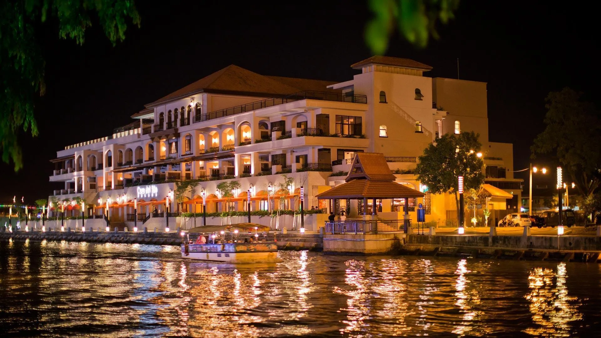 Casa Del Rio Melaka Hotel